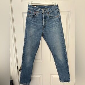 Levi’s Women’s Blue 501 S Skinny Jeans, size 25